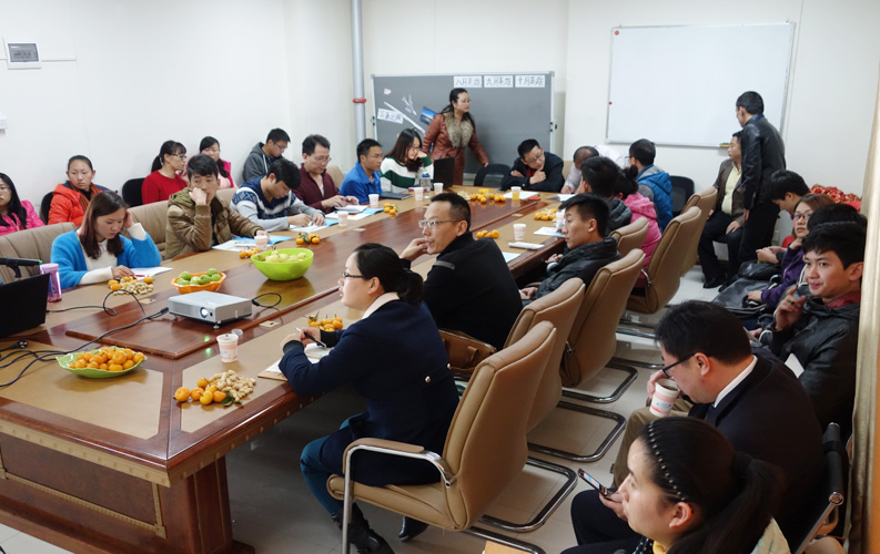 目前天度客戶沙龍已順利舉行4期，我們將一直秉承全公益、凈干貨、不推銷產(chǎn)品的理念，助力天度新老客戶開展網(wǎng)絡(luò)營銷和移動互聯(lián)網(wǎng)營銷。